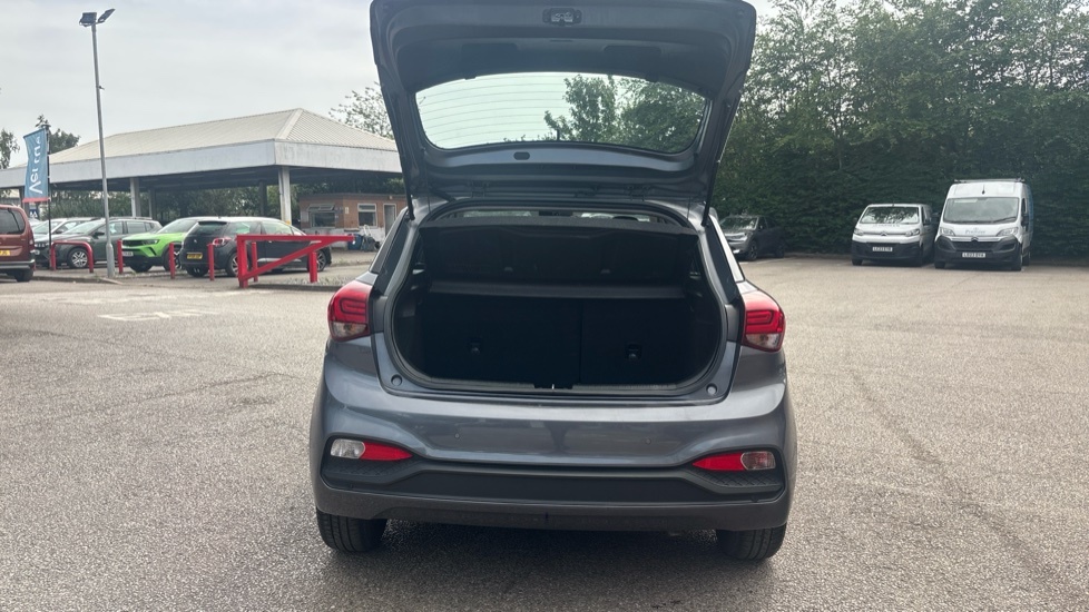 Hyundai I20 Se Grey #4