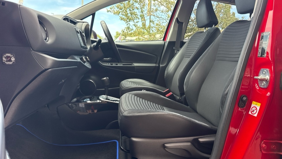 Toyota Yaris Excel GU16FLX Red #5