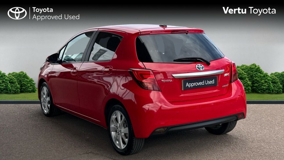 Toyota Yaris Excel GU16FLX Red #4