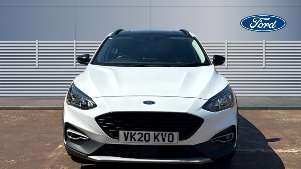 Ford Focus Active White #3