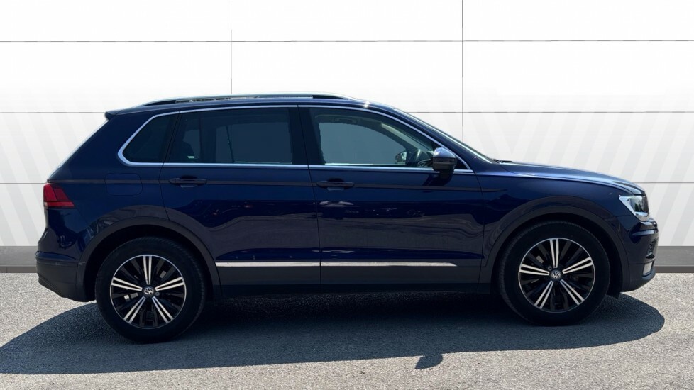 Volkswagen Tiguan Se Nav GF68AAV Blue #5