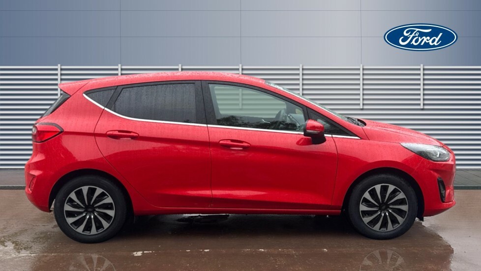 Ford Fiesta Titanium Red #5