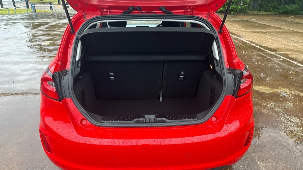 Ford Fiesta Titanium Red #4