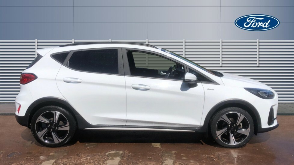 Ford Fiesta Active White #5