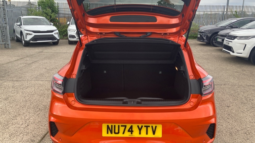 Renault Clio Techno Orange #4
