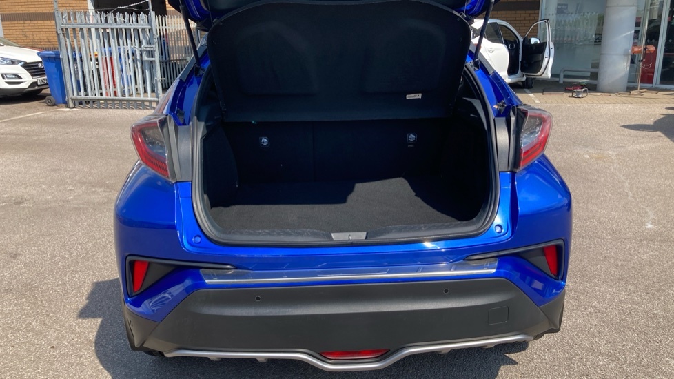 Toyota C-Hr Dynamic Blue #4