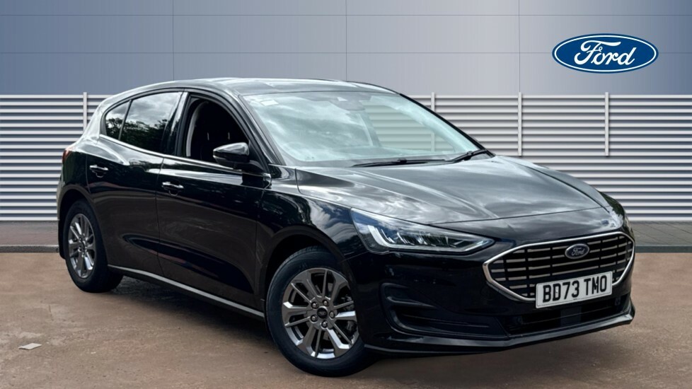 Ford Focus Titanium Black