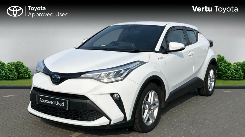 Toyota C-Hr Icon White #3