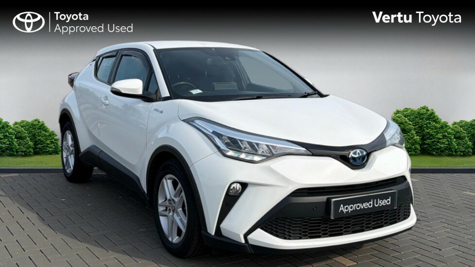 Toyota C-Hr Icon White