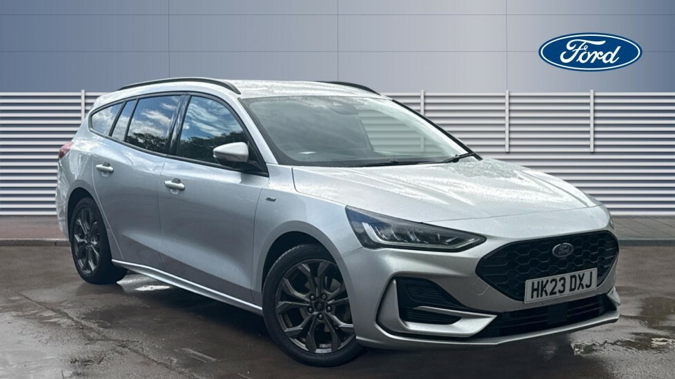 Ford Focus St-line Edition HK23DXJ Silver