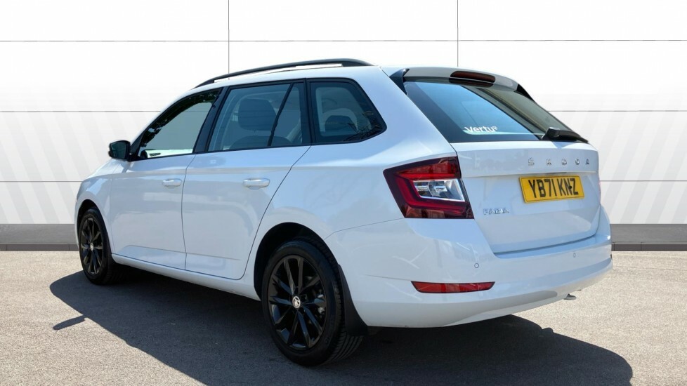 Skoda Fabia Black Edition White #2