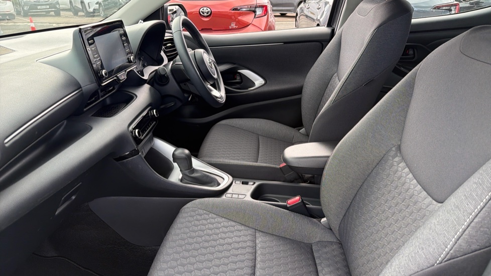 Toyota Yaris Icon Grey #5