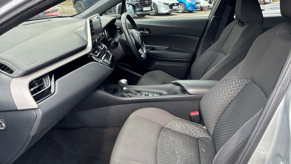Toyota C-Hr Icon CX23VUW Silver #5
