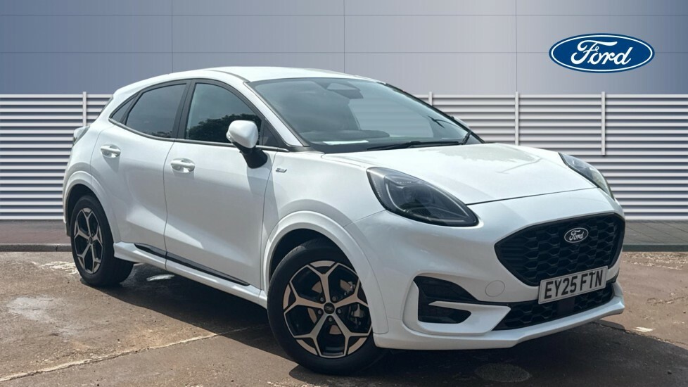 Ford Puma St-line EY25FTN White