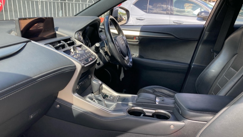 Lexus NX F-sport White #5