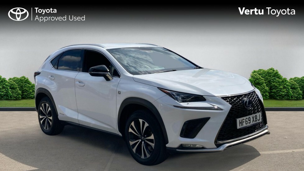Lexus NX F-sport White