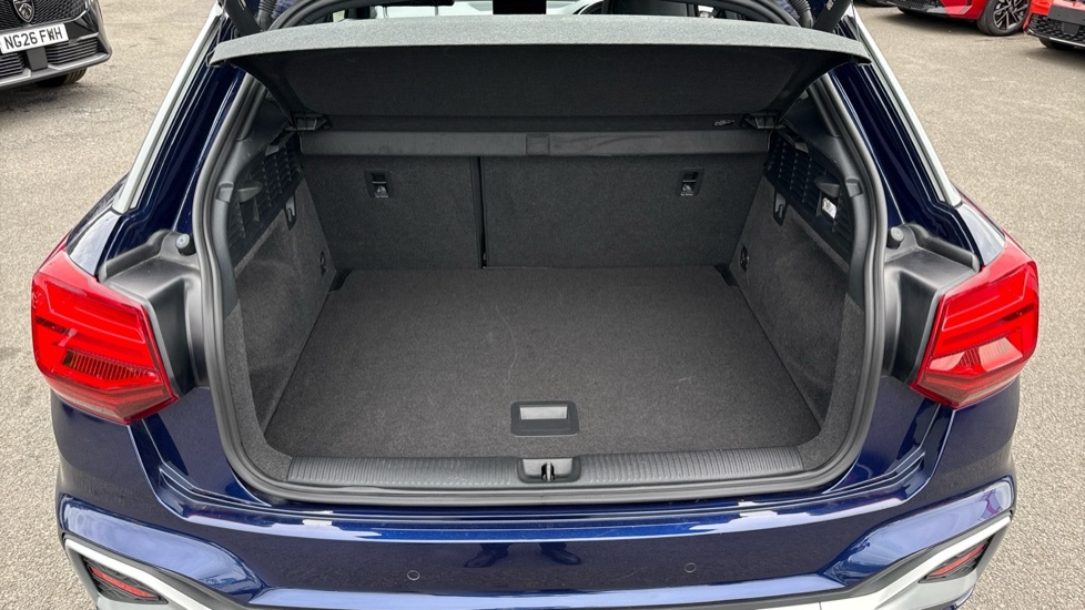 Audi Q2 S Line AR23EEU Blue #4