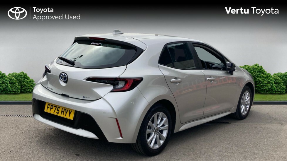 Toyota Corolla Icon FP75HYY Silver #2
