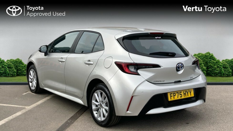 Toyota Corolla Icon FP75HYY Silver #4
