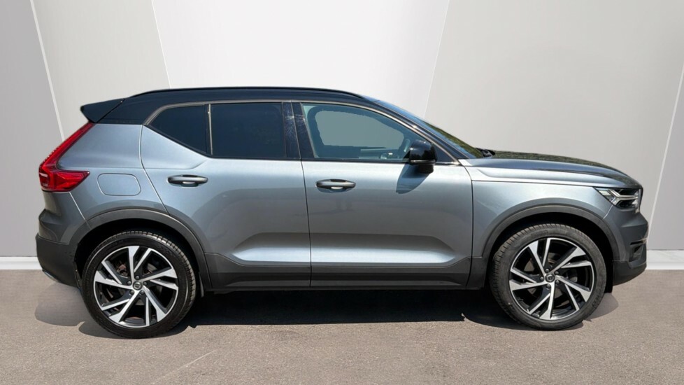 Volvo XC40 R Design Pro YV68EOJ Grey #3