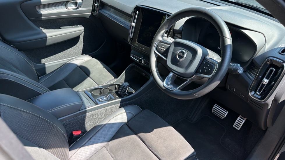 Volvo XC40 R Design Pro YV68EOJ Grey #4