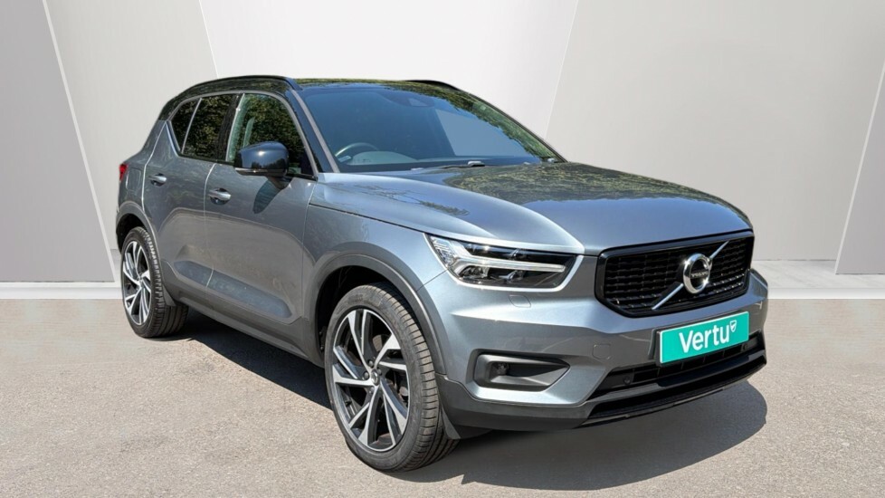 Volvo XC40 R Design Pro Grey