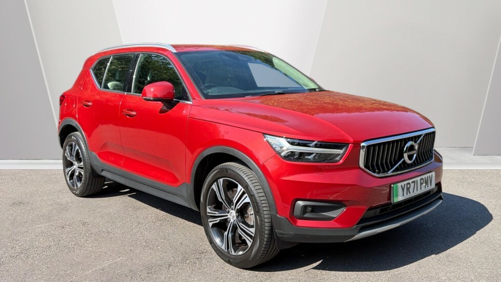 Volvo XC40 Inscription Pro Red