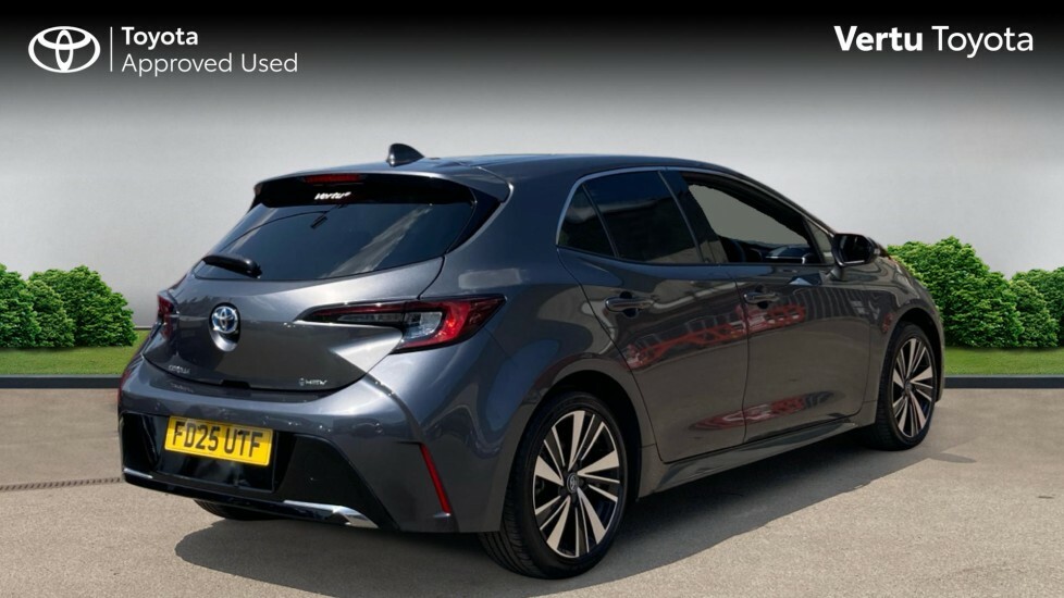 Toyota Corolla Design FD25UTF Grey #2