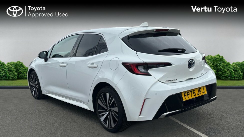 Toyota Corolla Design FP75JFJ White #4