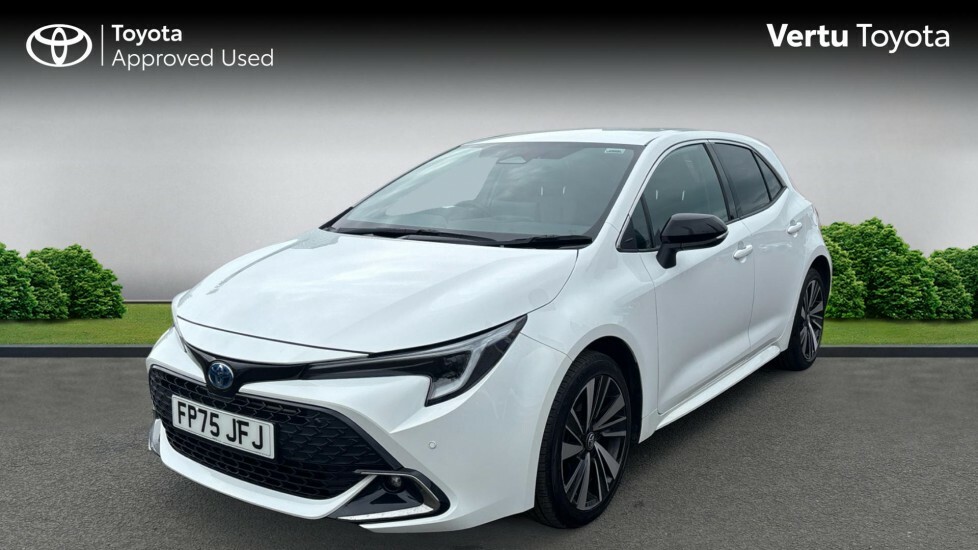 Toyota Corolla Design FP75JFJ White #3