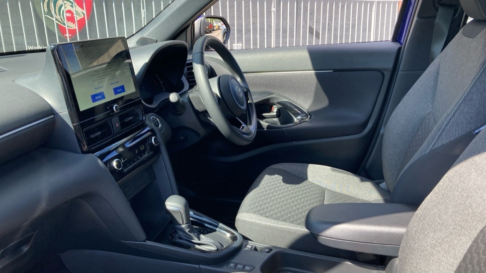 Toyota Yaris Cross Design Blue #5