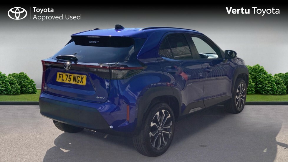 Toyota Yaris Cross Design Blue #2