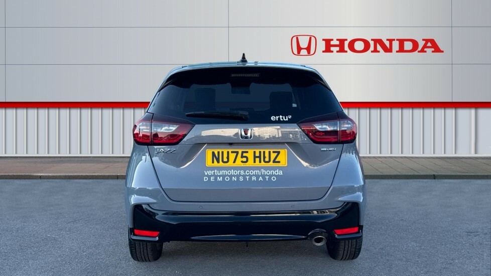 Honda Jazz 1.5 I-mmd Hybrid Crosstar Advance Ecvt Red #6