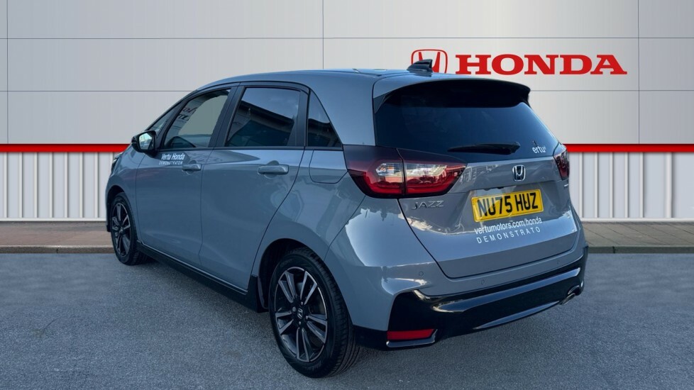 Honda Jazz 1.5 I-mmd Hybrid Crosstar Advance Ecvt Red #3