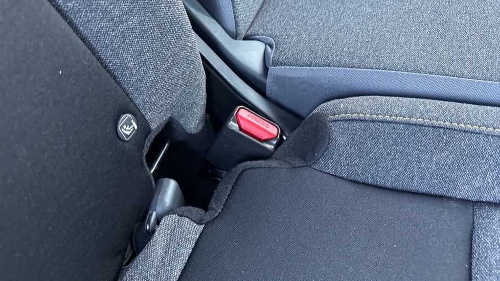 Honda Jazz 1.5 I-mmd Hybrid Crosstar Advance Ecvt Red #18