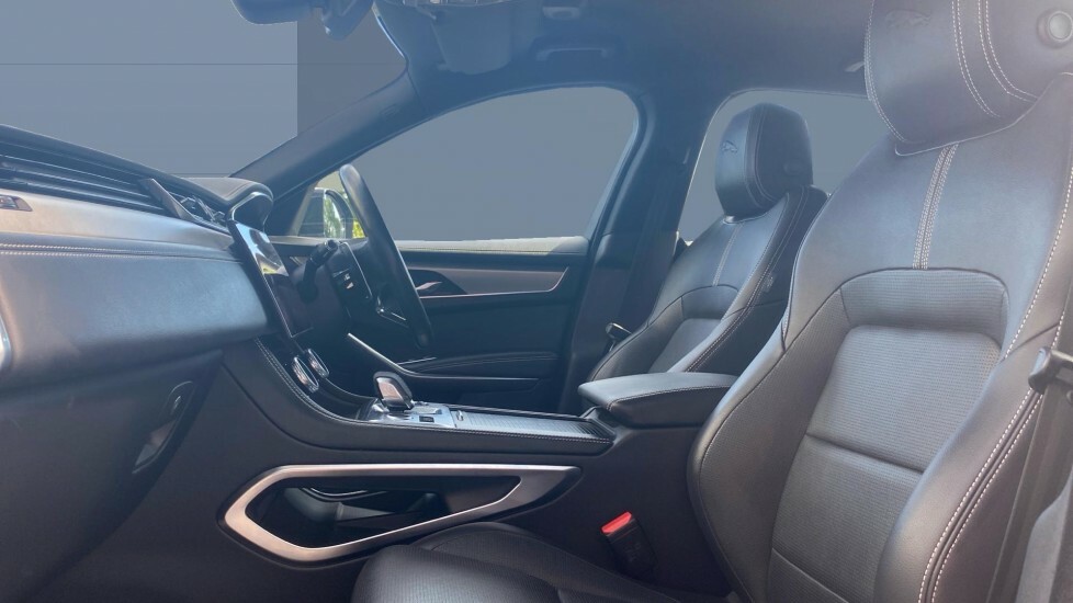 Jaguar F-Pace R-dynamic Se HG22FFM Grey #3