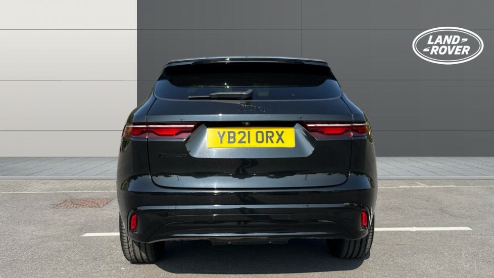 Jaguar F-Pace R-dynamic Se Black #6