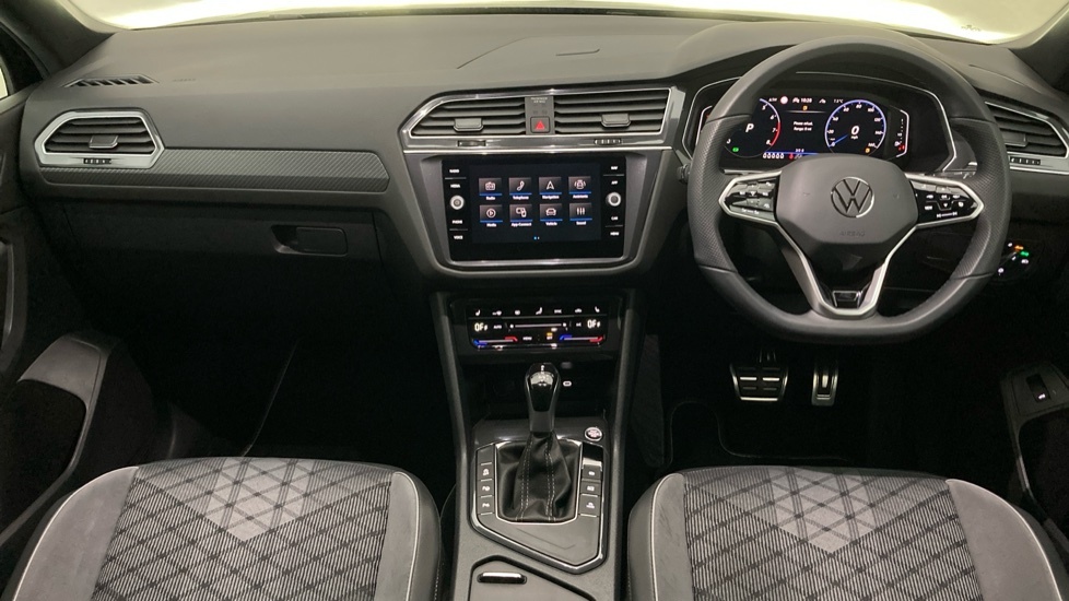 Volkswagen Tiguan Allspace 1.5 Tsi Elegance Dsg White #9