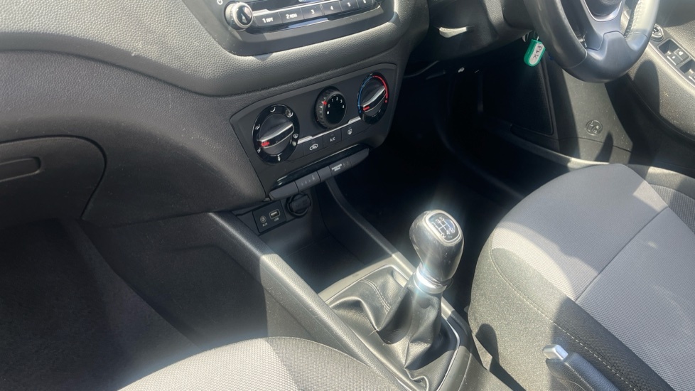 Hyundai I20 1.2 Se - Rear Parking Sensors, Bluetooth, Air Grey #13