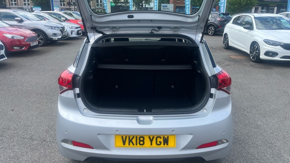 Hyundai I20 1.2 Se - Rear Parking Sensors, Bluetooth, Air Grey #4