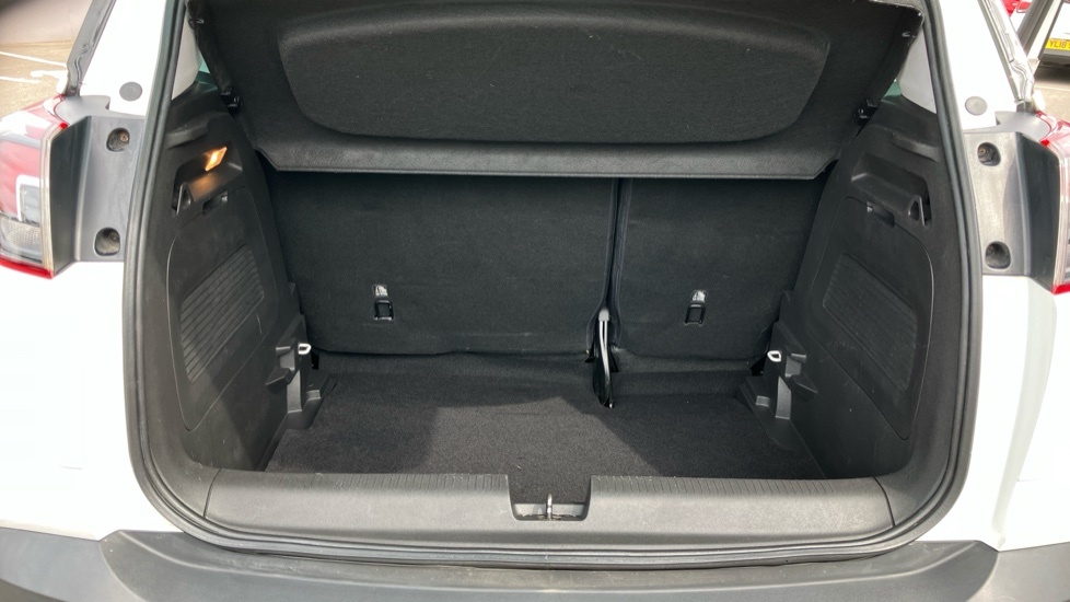 Vauxhall Crossland X Griffin White #4