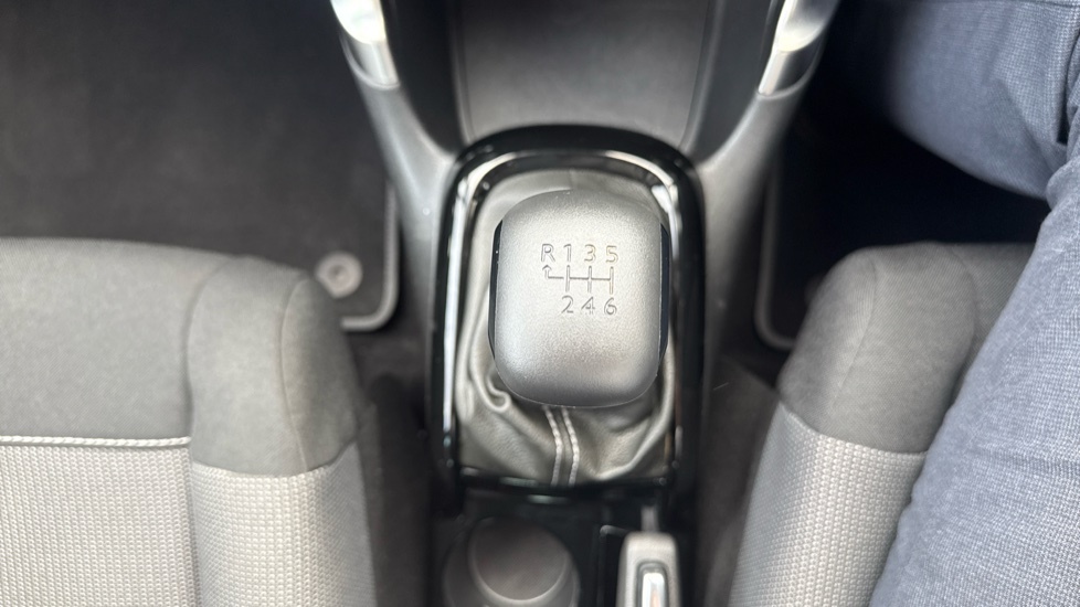 Citroen C3 Aircross 1.2 Puretech 110 Shine Plus Grey #38