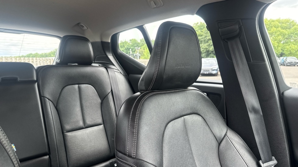 Volvo XC40 1.5H T5 Twin Engine Recharge 10.7Kwh R-design Pro Grey #26