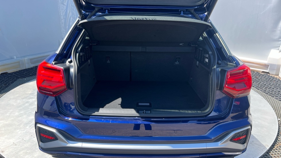 Audi Q2 S Line SN73CBW Blue #4