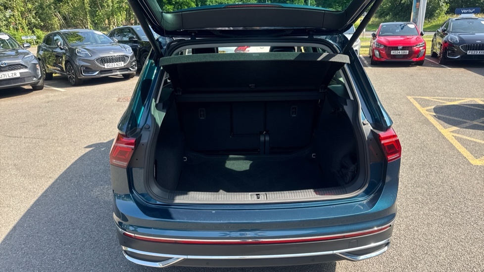 Volkswagen Tiguan Elegance Blue #4