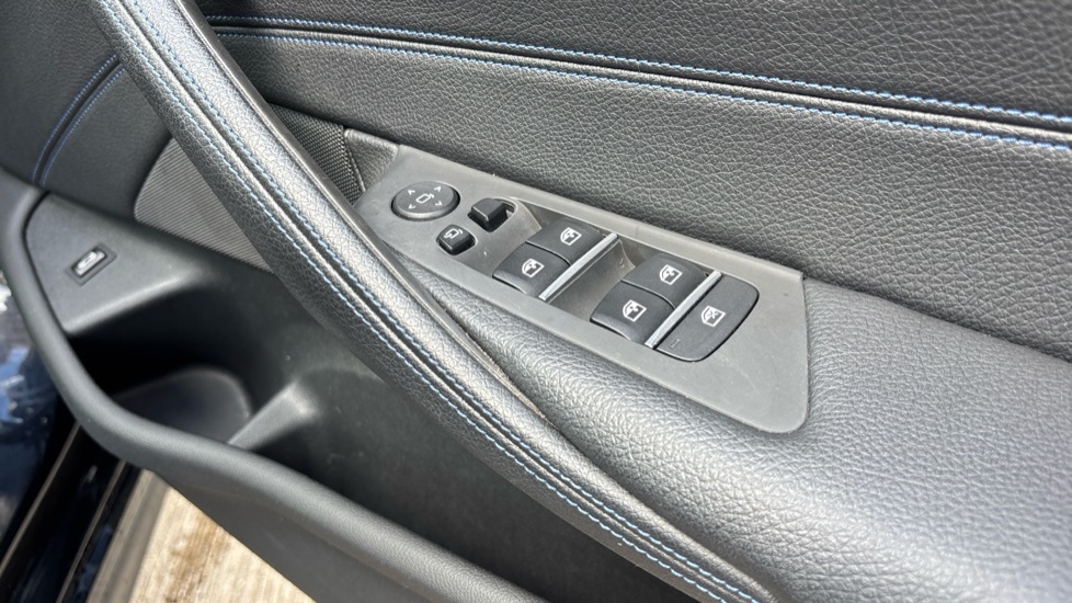 BMW 5 Series 530D Xdrive M Sport Mhev Black #33