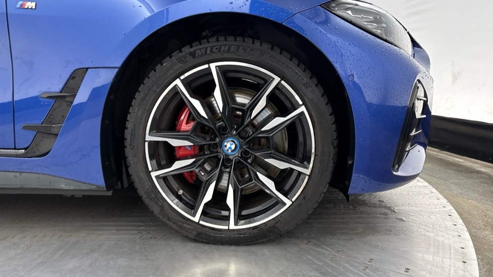 BMW i4 M50 Blue #4
