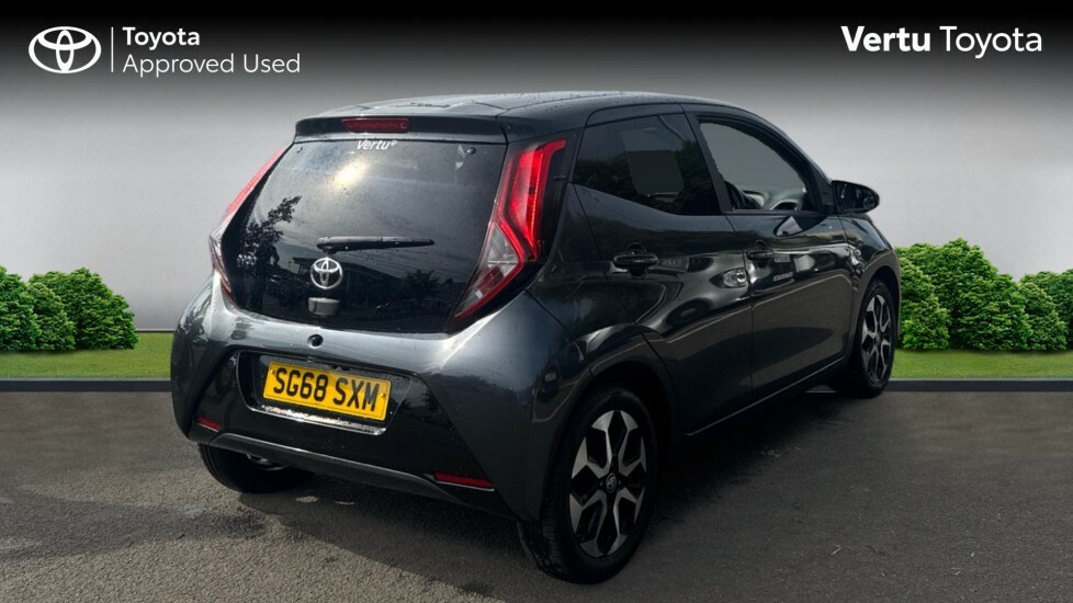 Toyota Aygo X X-plore SG68SXM Grey #2