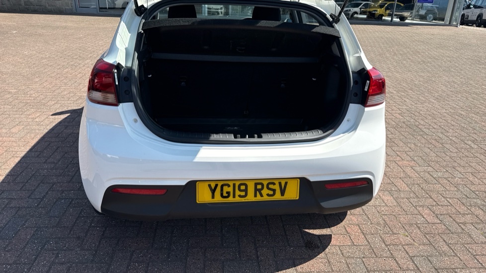 Kia RIO 1 White #4