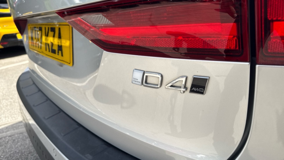 Volvo V90 Cross Country 2L Null Grey #24